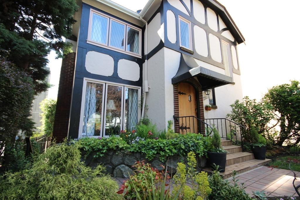 The English Bay Inn Distrito de Distrito de Langley Exterior foto